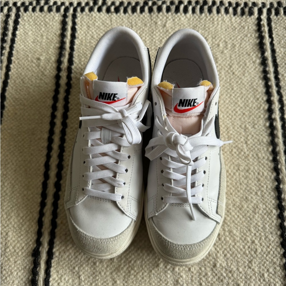 Nike Blazer Low Platform